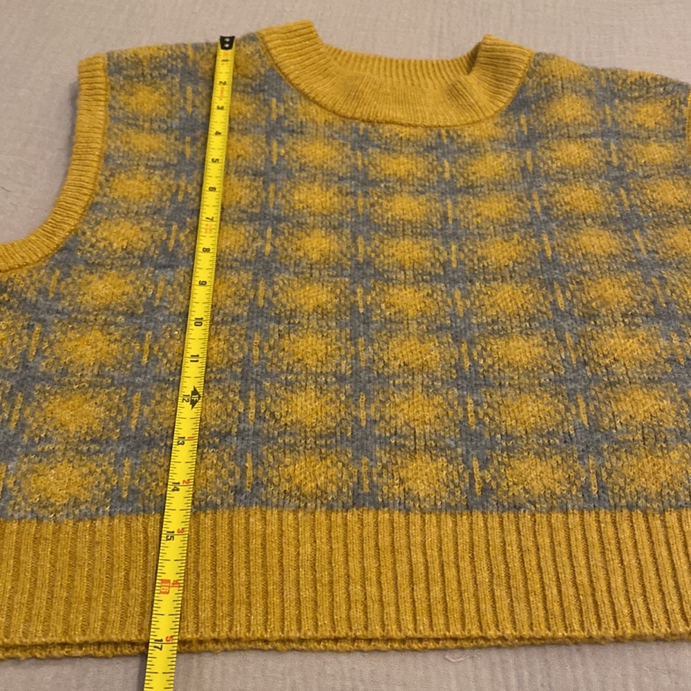 Zara Mustard and Gray Knit Sweater Vest . Style 4760/100/305 Size S - Picture 4 of 7